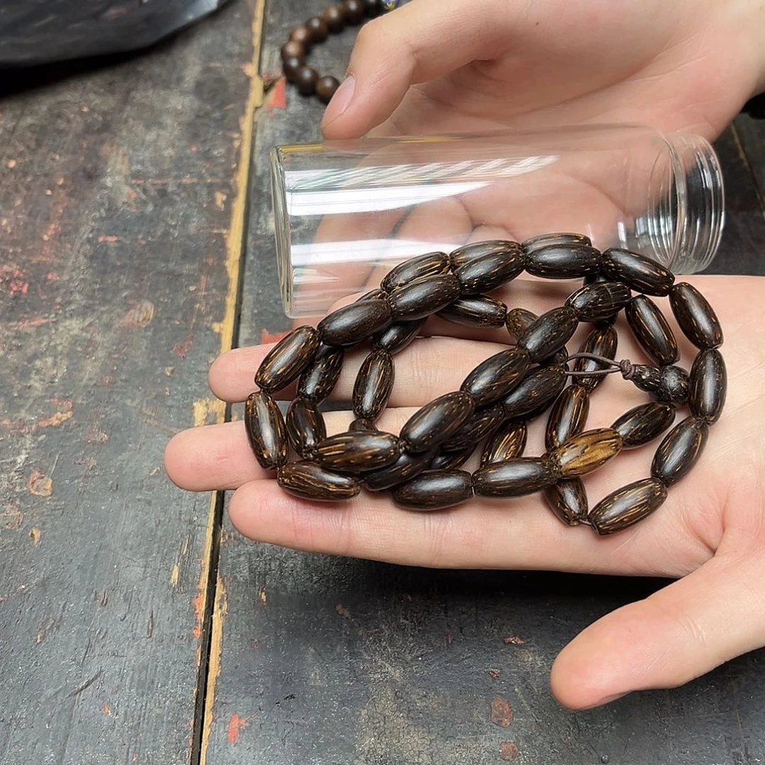 大叶紫檀（黑酸枝木类）