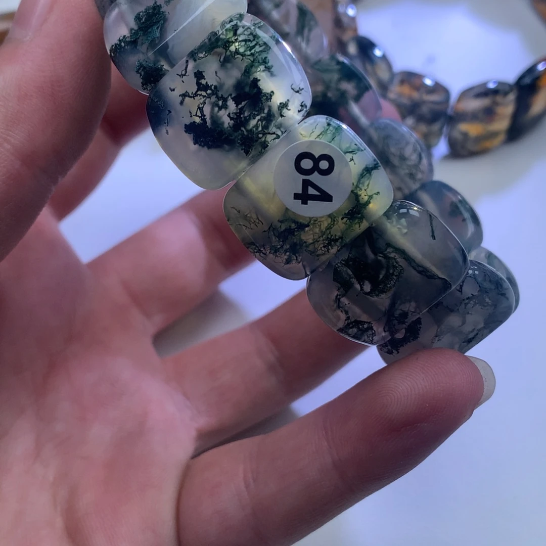 玛瑙/玉髓颈饰未镶嵌宁**远