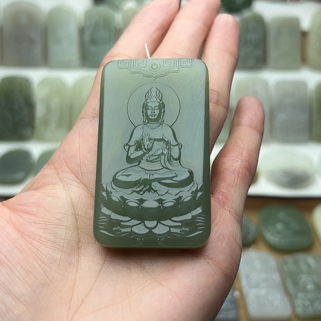 H***y和田玉未镶嵌颈饰