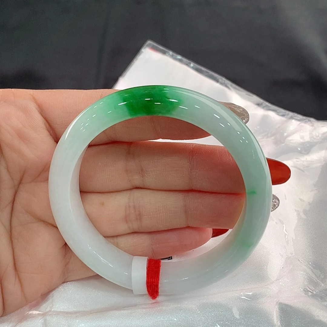 【闪购商品】翡翠手镯未镶嵌55，54/55