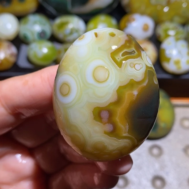 未镶嵌玛瑙/玉髓珠宝半成品96