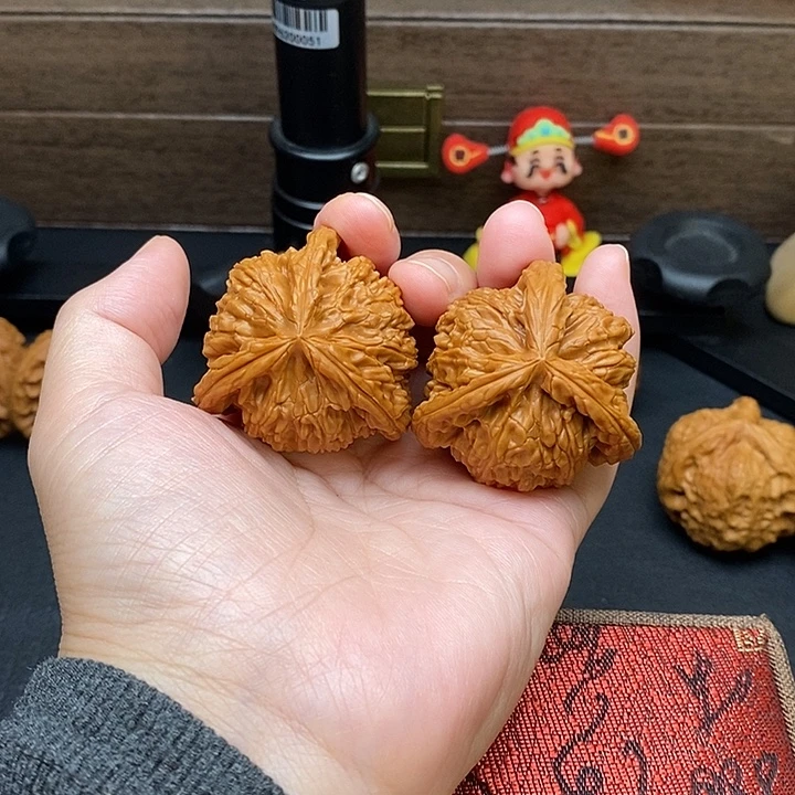 寧***远把件文玩核桃白奔