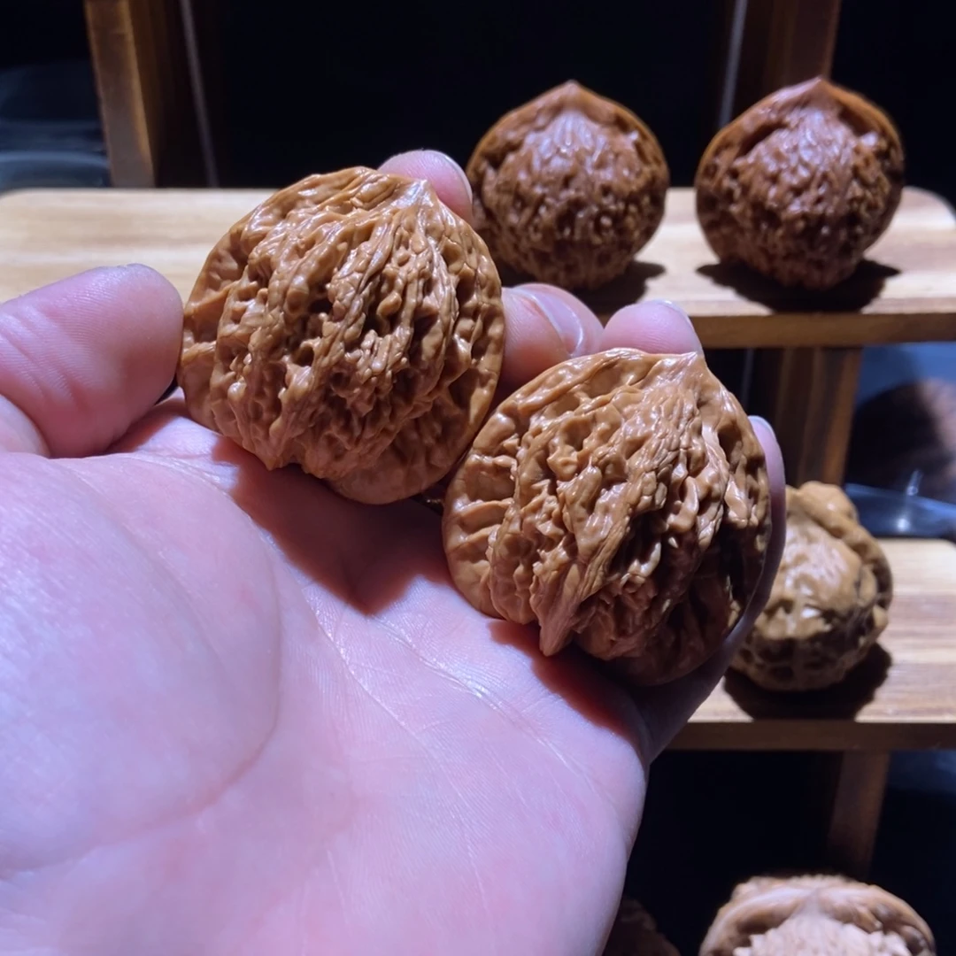文玩核桃吊坠原树麦虎42