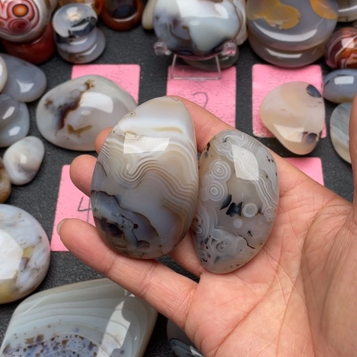 用***8玛瑙/玉髓未镶嵌玉髓马达加斯加玉髓玛瑙