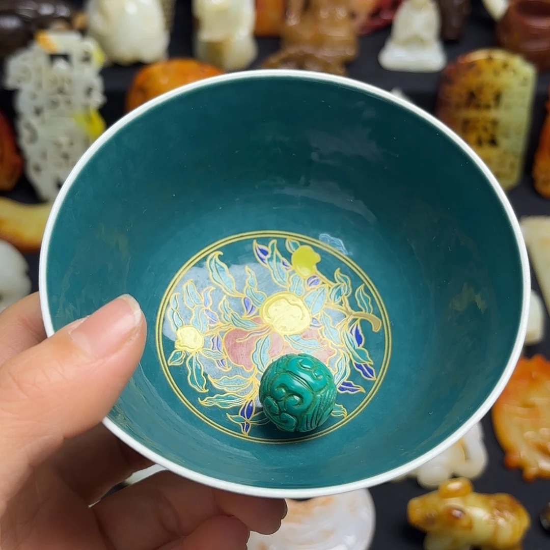 梁***瓷片精美摆件摆件