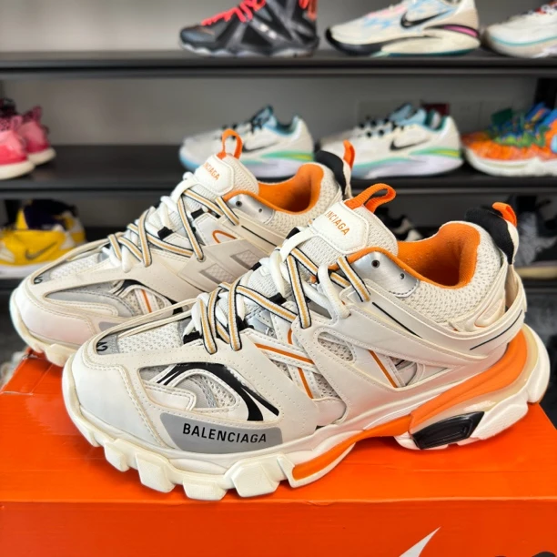 95新 Balenciaga/巴黎世家 42码/Track白橙 老爹鞋非原盒成色新