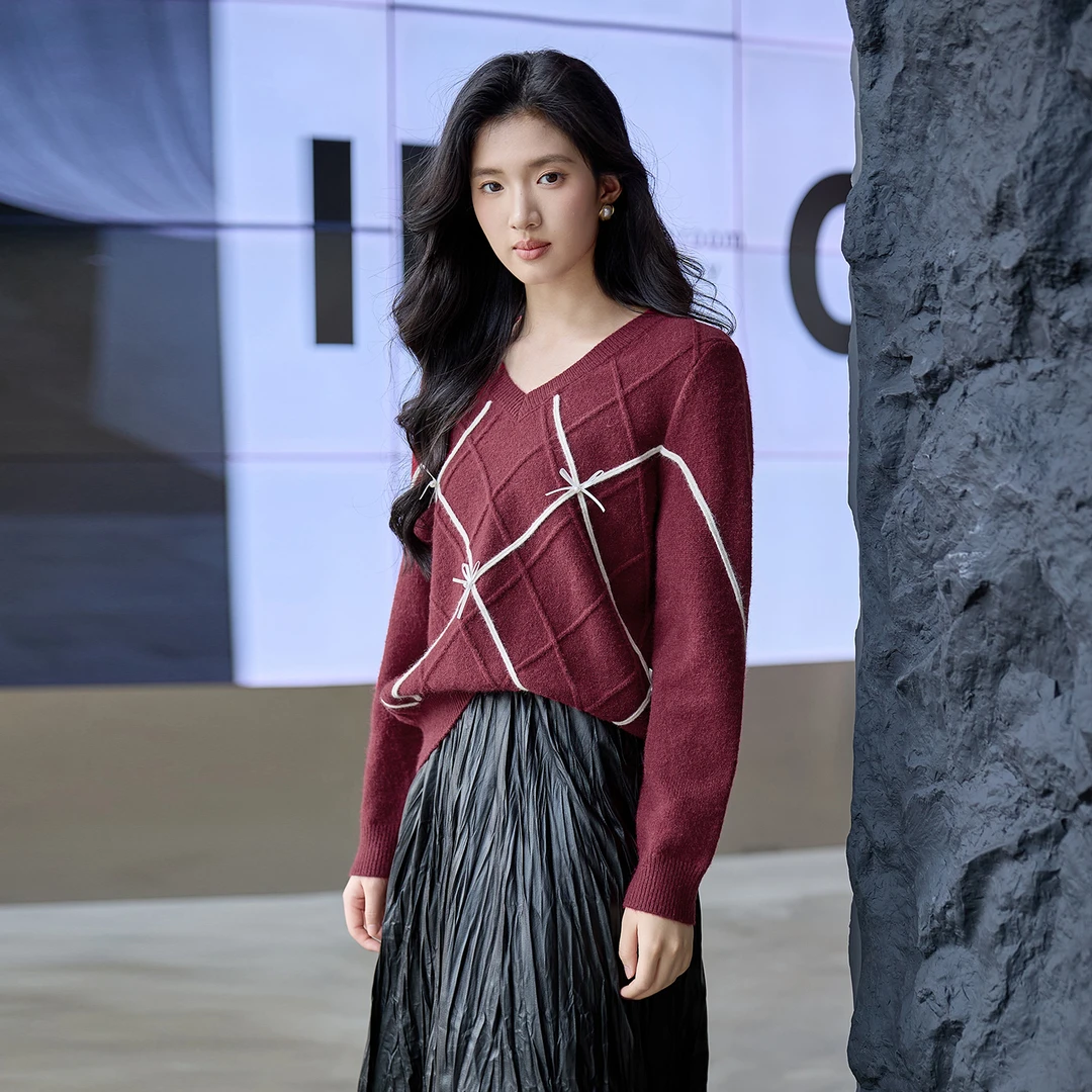 奢姿大码女装2025秋季时尚撞色V领针织衫胖妹妹气质菱形纹理上衣