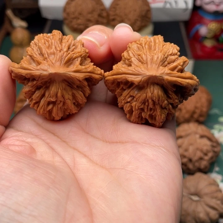 【闪购商品】把件文玩核桃41全品虎头