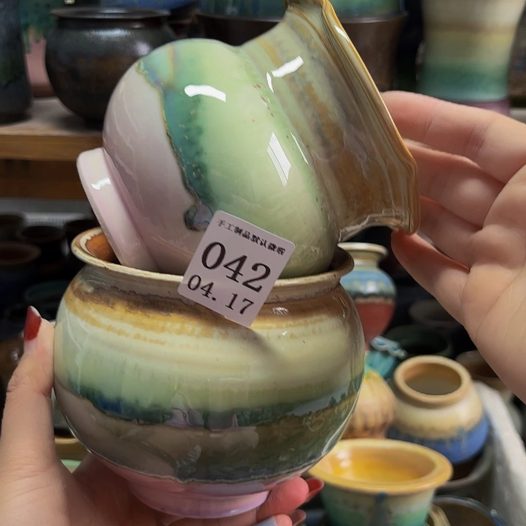 摆件溏****?景德镇陶瓷手工制作