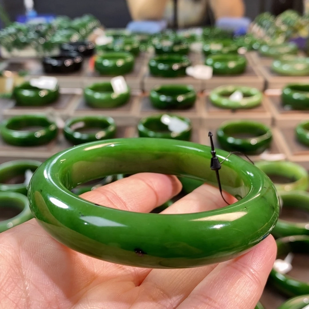 和田玉（碧玉）手镯未镶嵌