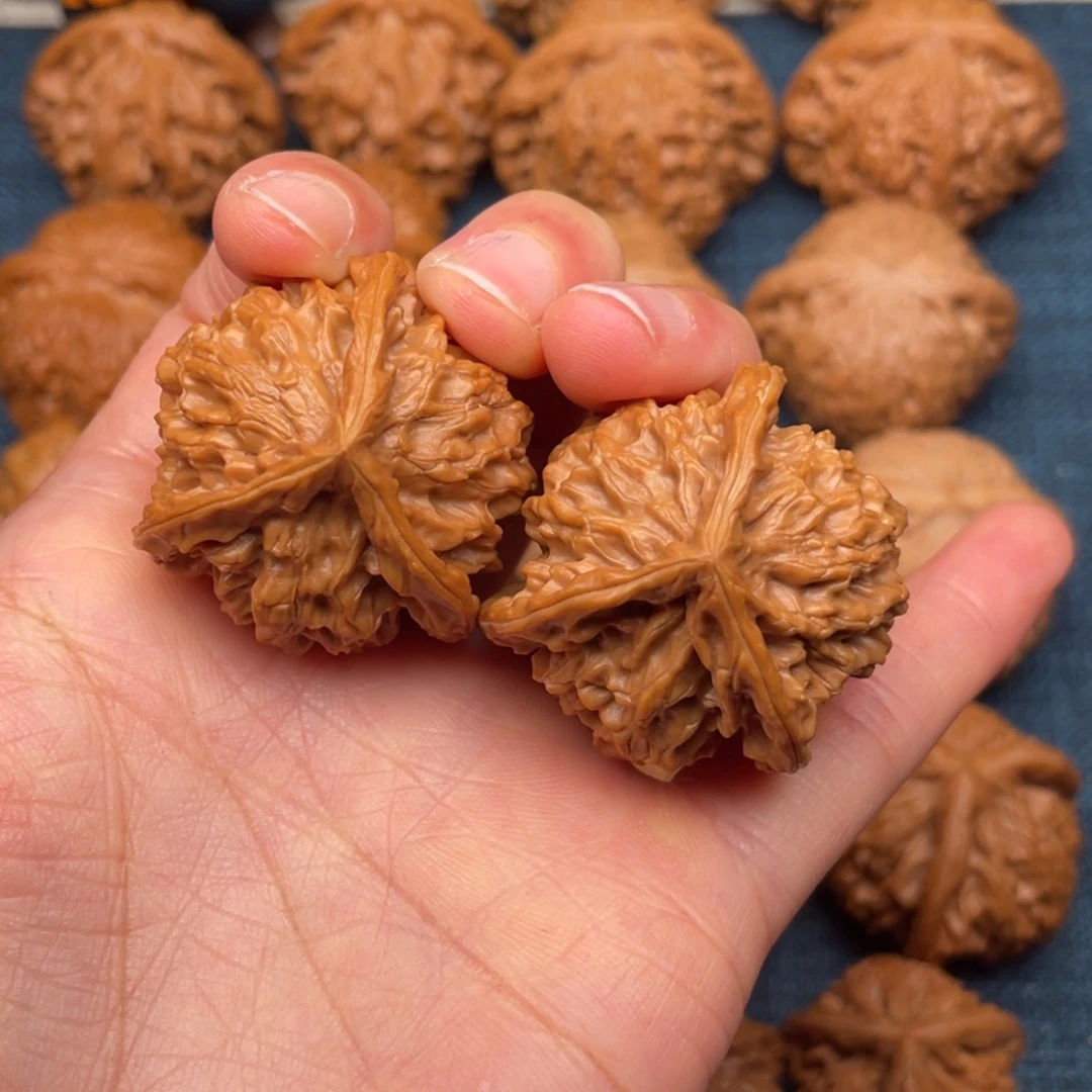 阿***╲文玩核桃把件37正奔