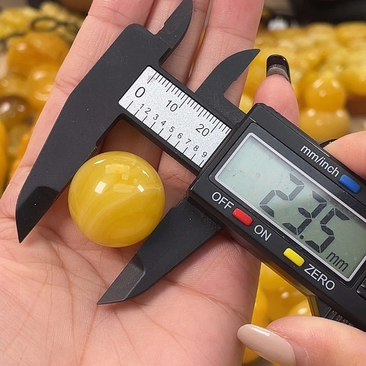 琥珀未镶嵌珠宝奇石h41