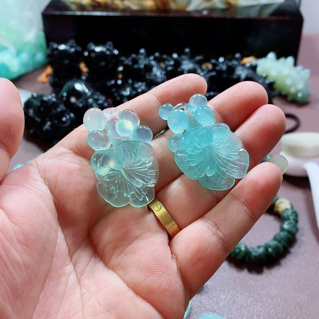 蛇纹石玉未镶嵌挂件溜*