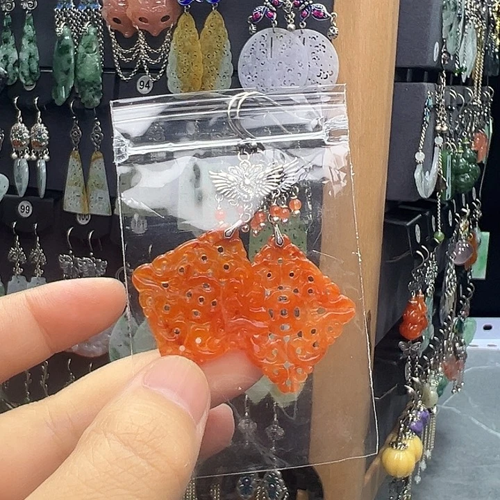 用***1翡翠银S925镶嵌耳饰