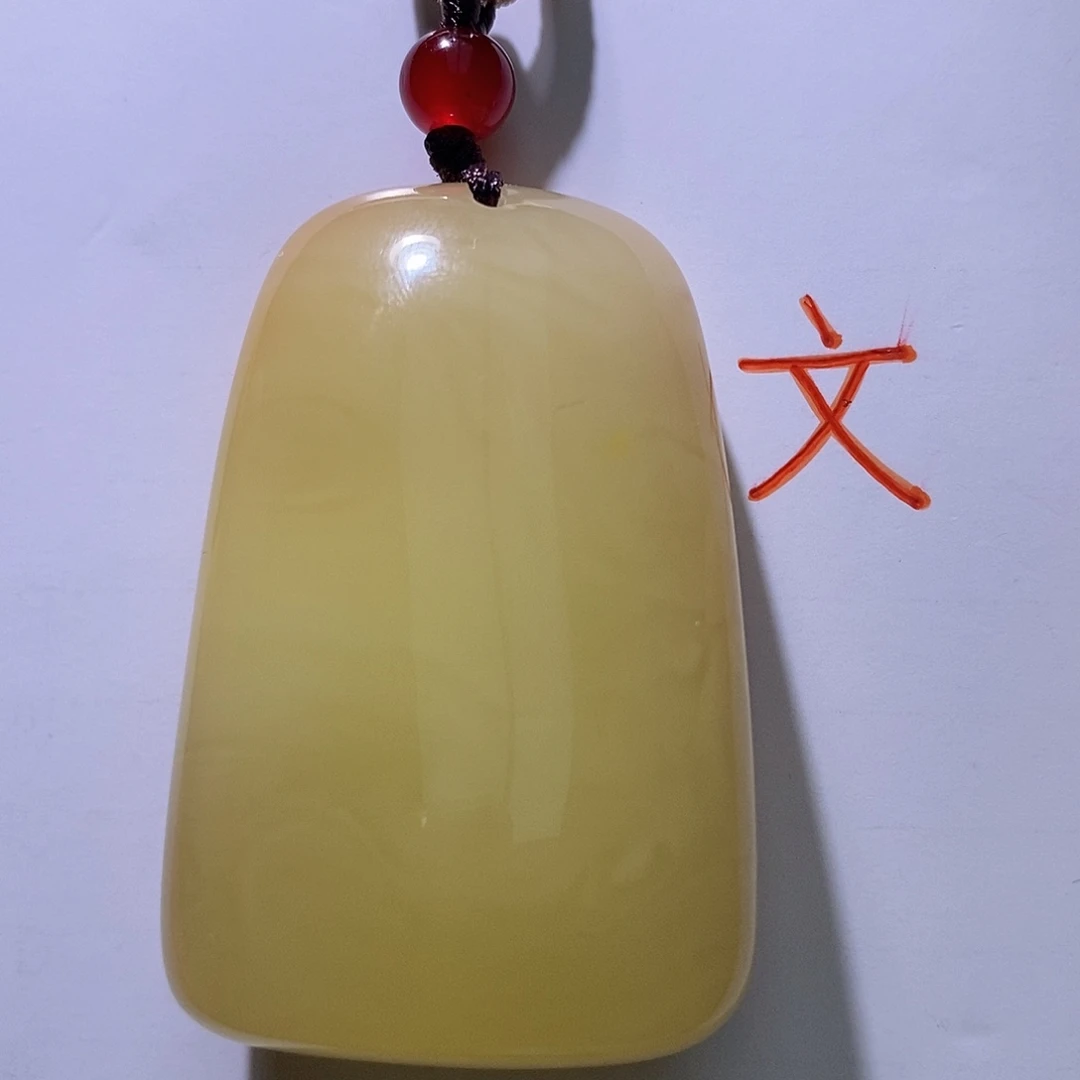 琥珀未镶嵌珠宝奇石79