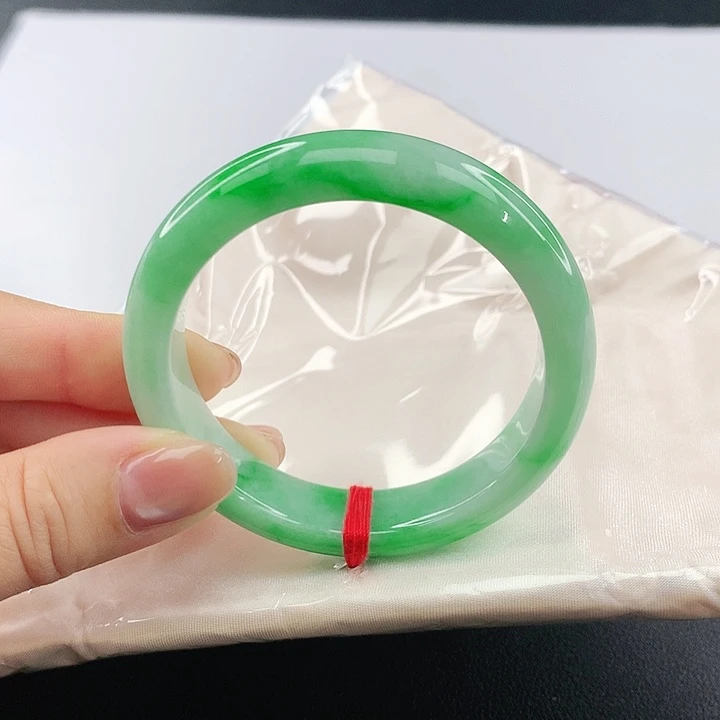 翡翠手镯未镶嵌翡翠307