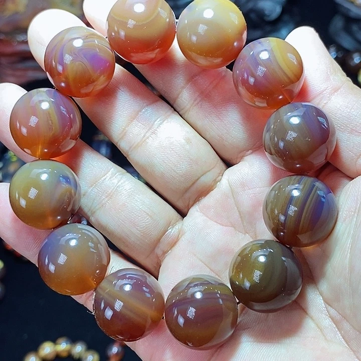 琥珀颈饰未镶嵌一