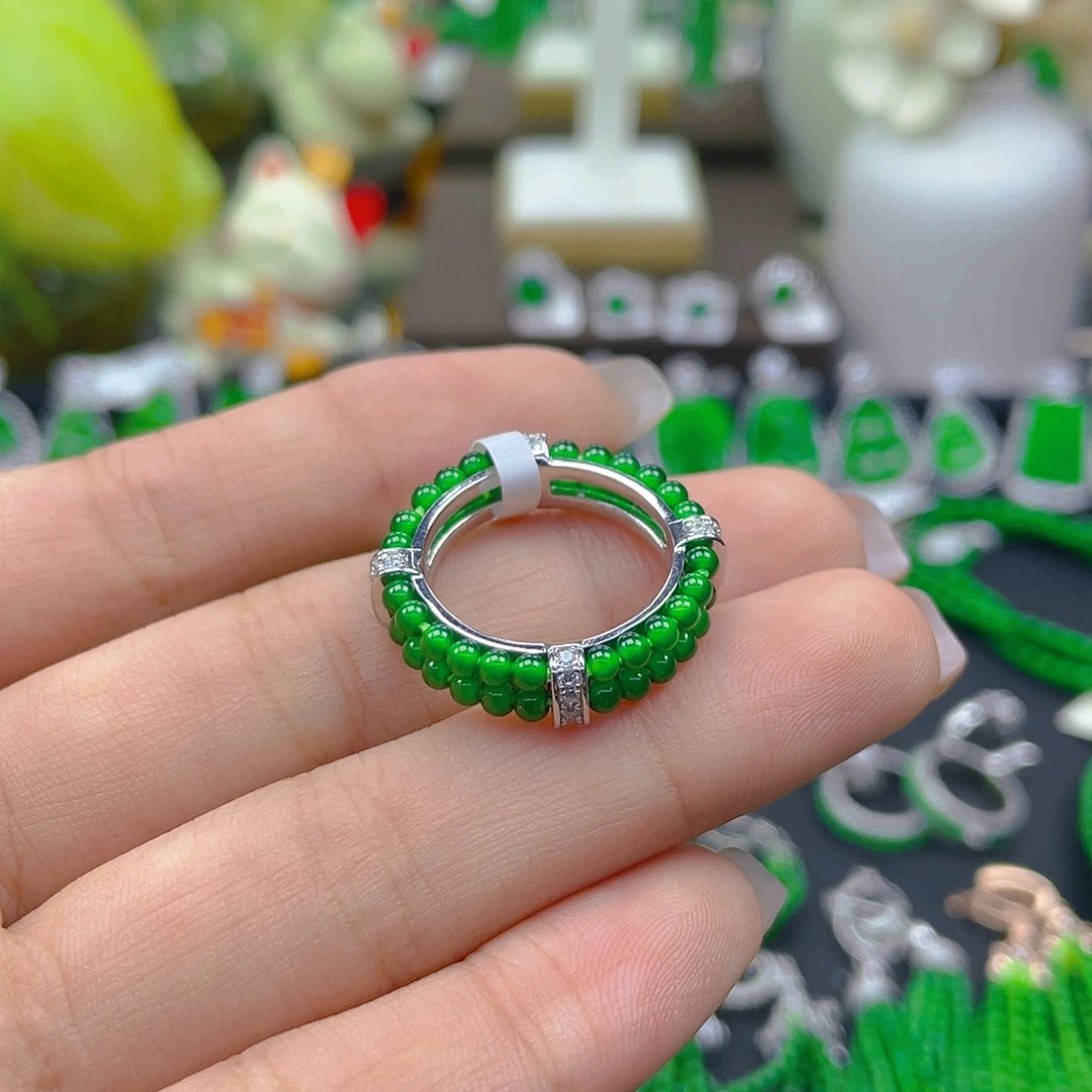 翡翠戒指银S925镶嵌天然A货翡翠