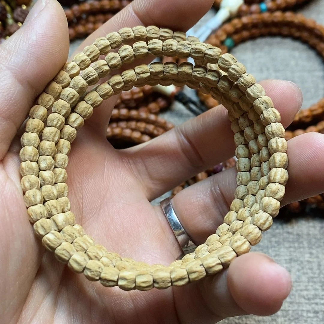 吊坠柏香籽/百香籽热振粉皮方块龙脊顺