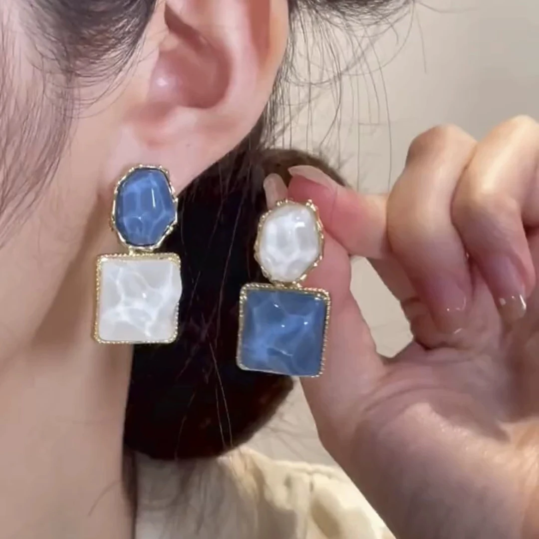 铜合金树脂耳饰 不规则蓝色耳钉网红气质耳环小众独特耳饰女164