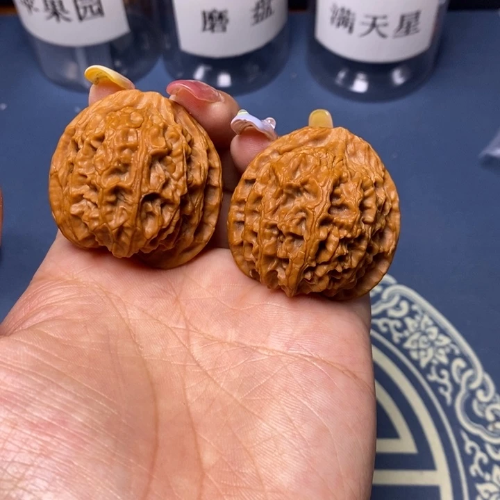 文玩核桃把件39苹果园