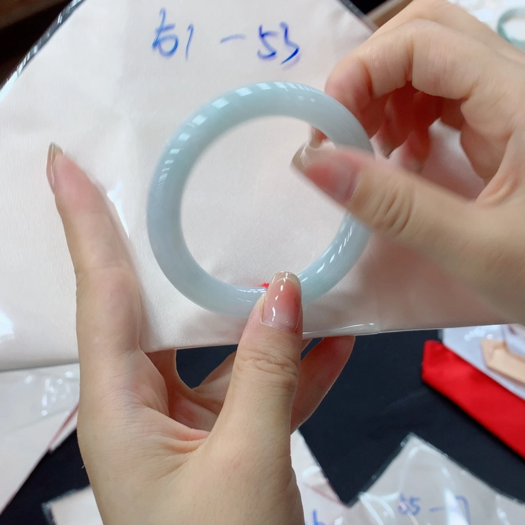 未镶嵌手镯翡翠买断