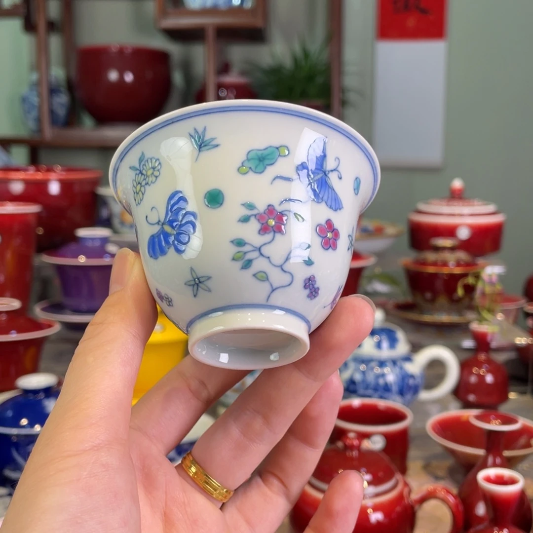 清欢雅玩，斗彩蝶恋花铃铛杯