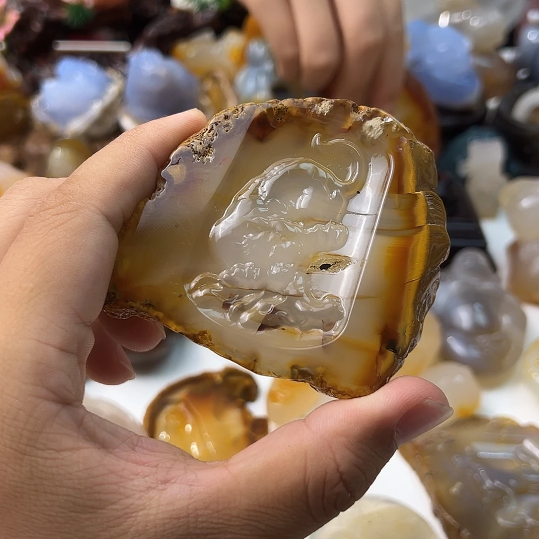 玛瑙/玉髓颈饰未镶嵌