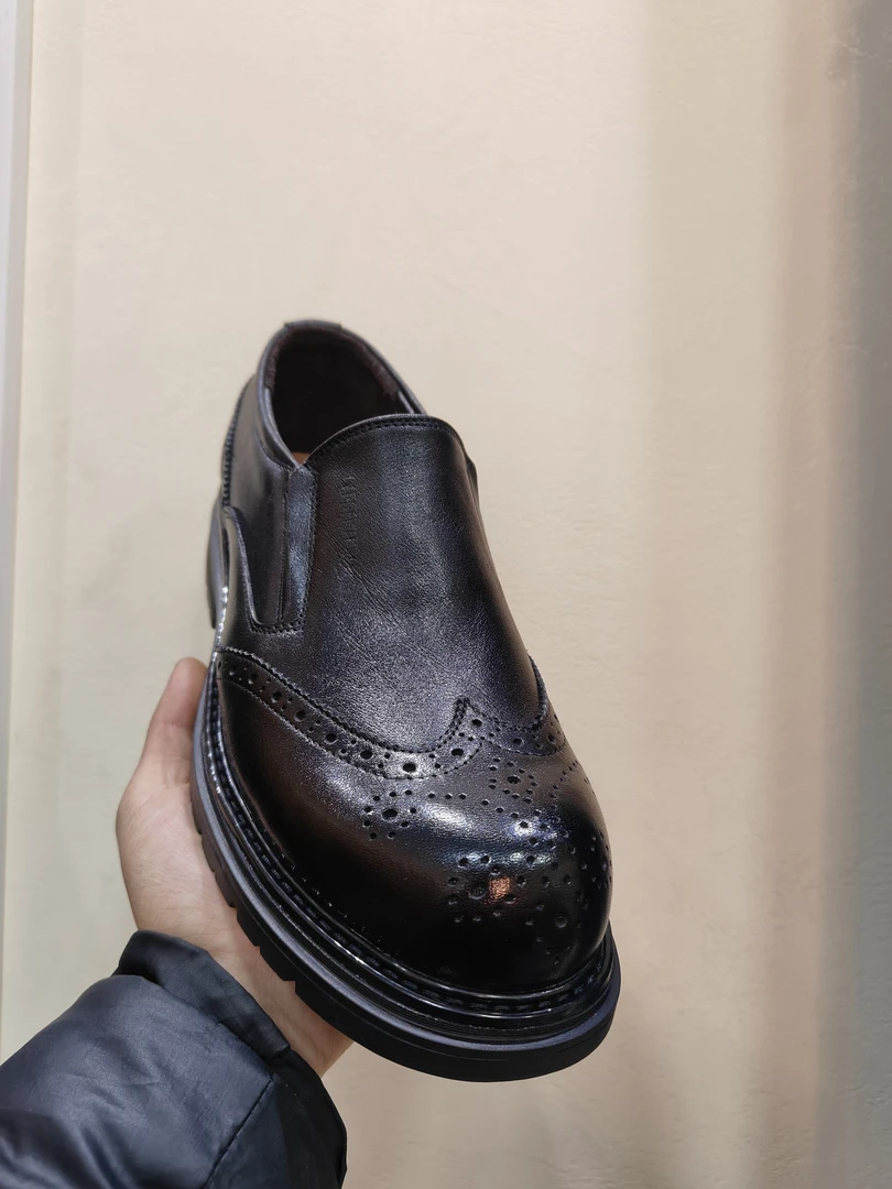 真正舒适牛皮鞋子