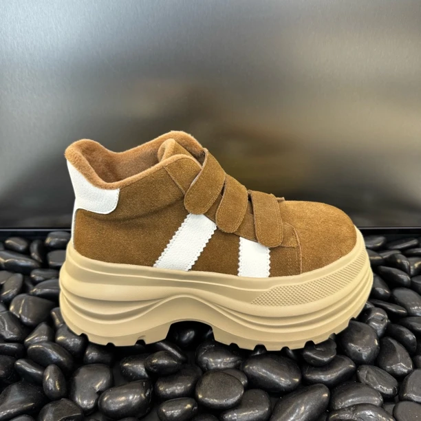 贝壳头.磨砂加绒牛皮百搭圆头高帮运动休闲女鞋0095-8M