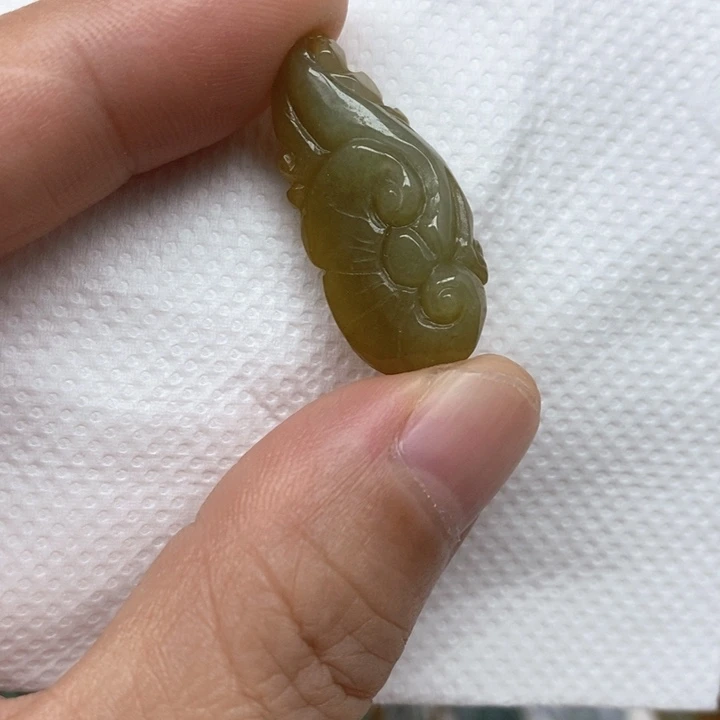 颈饰未镶嵌翡翠天然缅甸翡翠