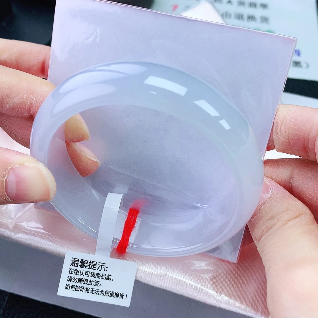 翡翠手镯未镶嵌58轮胎