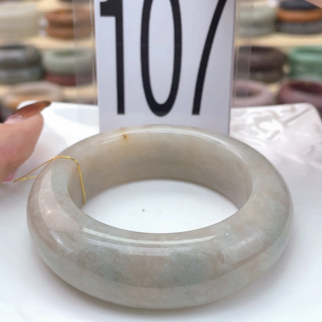 【闪购商品】石英质玉手镯未镶嵌