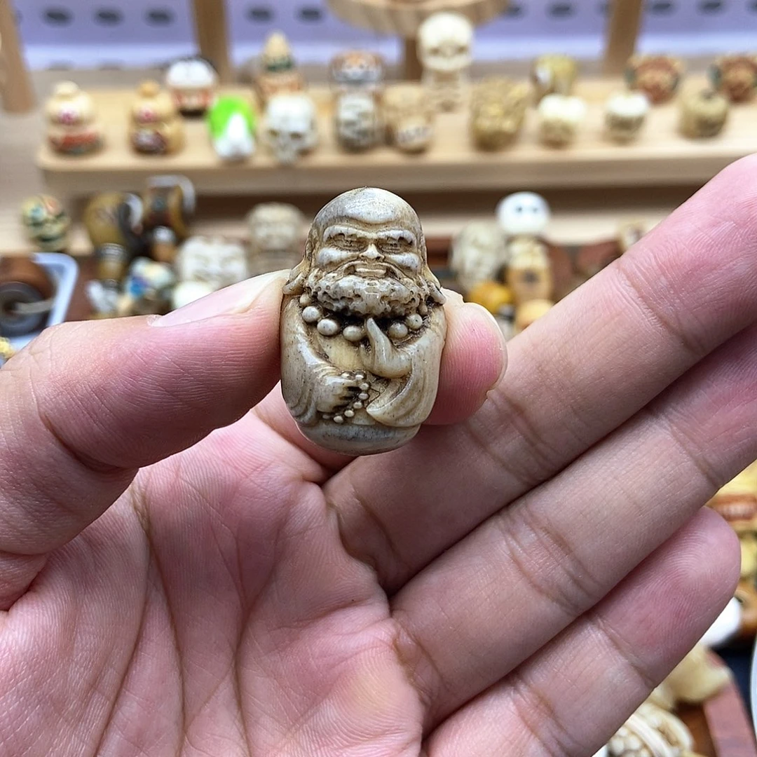 莫***山其他驼骨定制款：打三通，不退不换