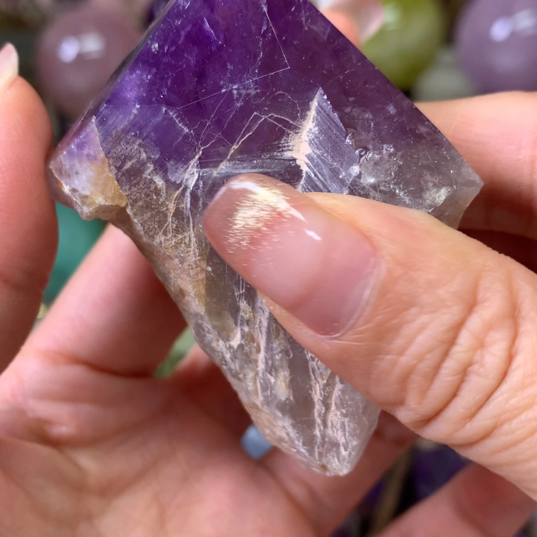 水晶珠宝半成品未镶嵌紫水晶