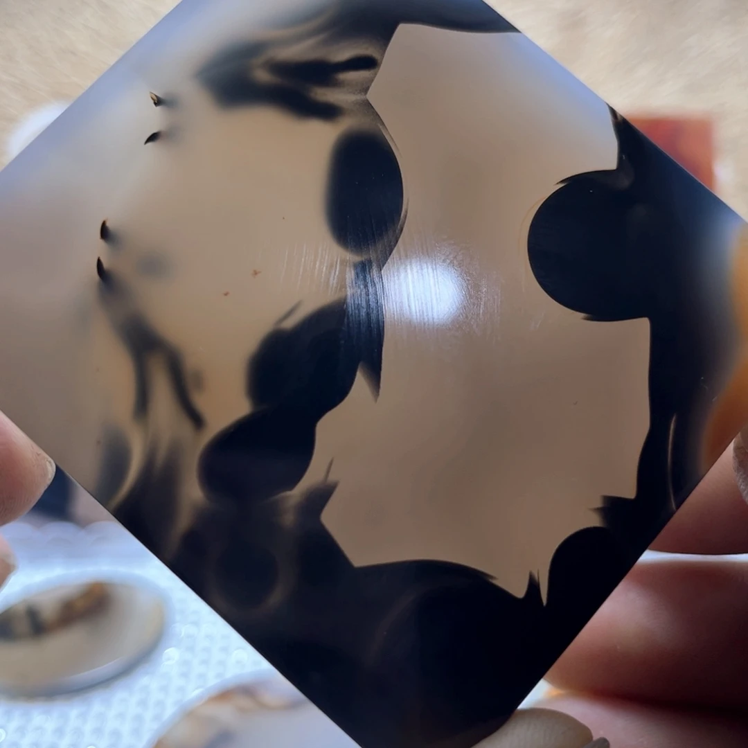 贵***坚玛瑙/玉髓未镶嵌颈饰