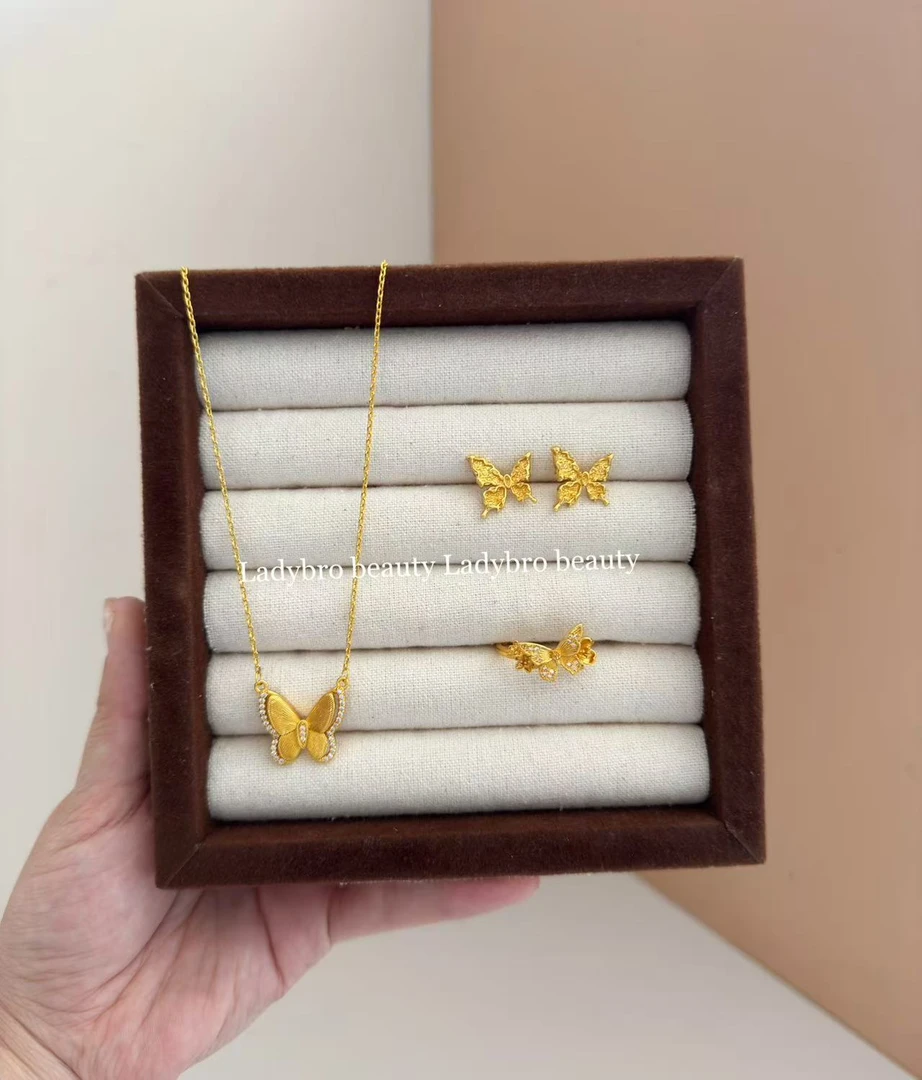 铜合金亚克力项链 古法镶钻珠边甜美轻奢锁骨链三件套高级感日常