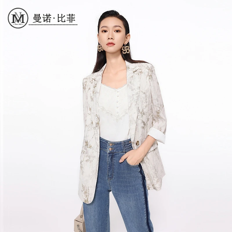 春季复古气质高级感提花西装外套MFBG115310