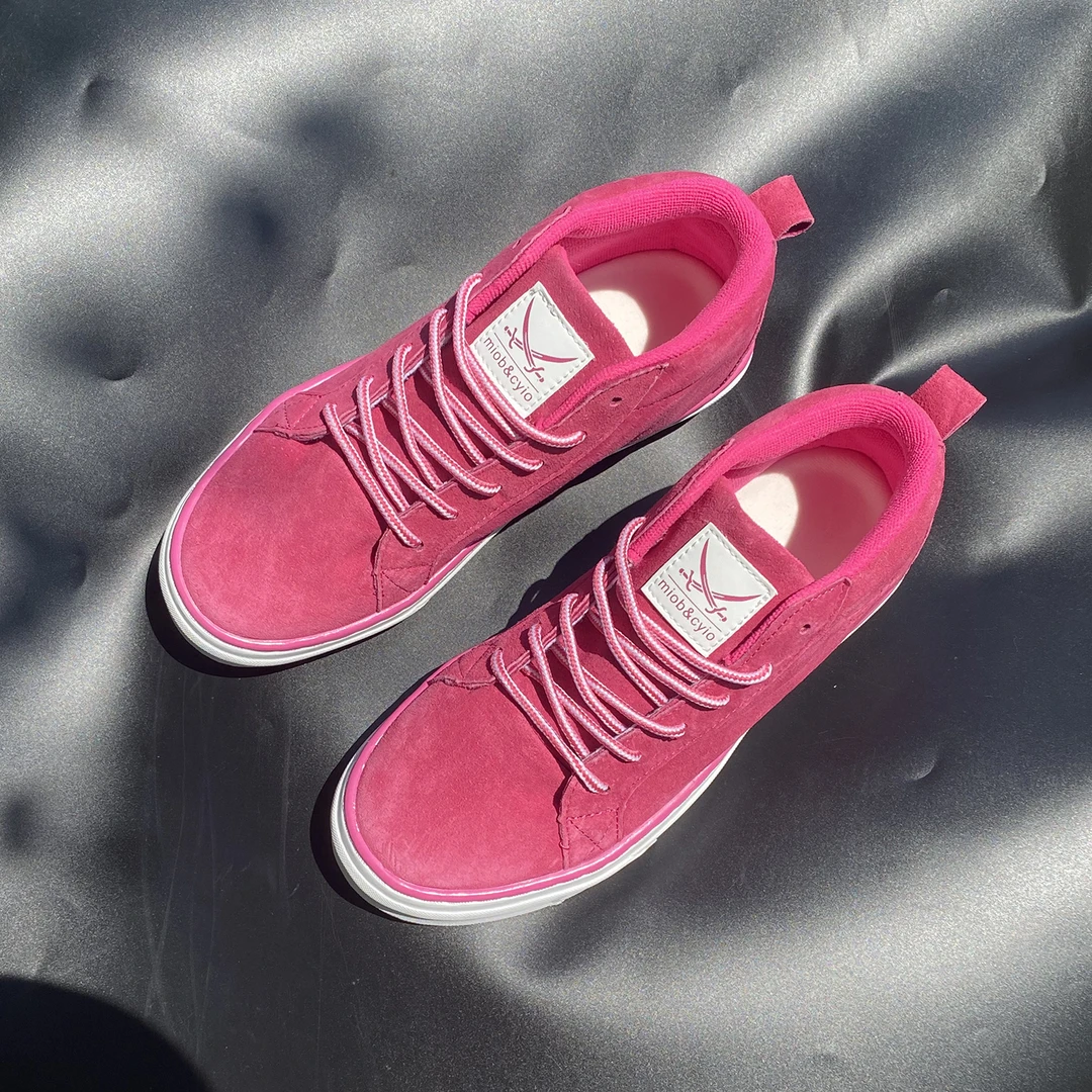 英伦百搭男旅游鞋秋冬新款爆款鞋子男款潮流火龙果色中帮休闲板鞋