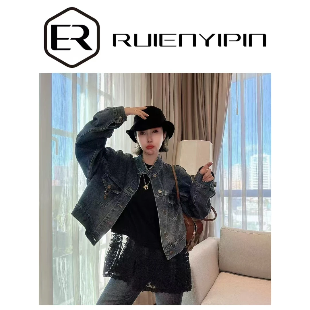 7592#【炫妈】小立领复古短款牛仔衣 秋季新款设计时尚显瘦*