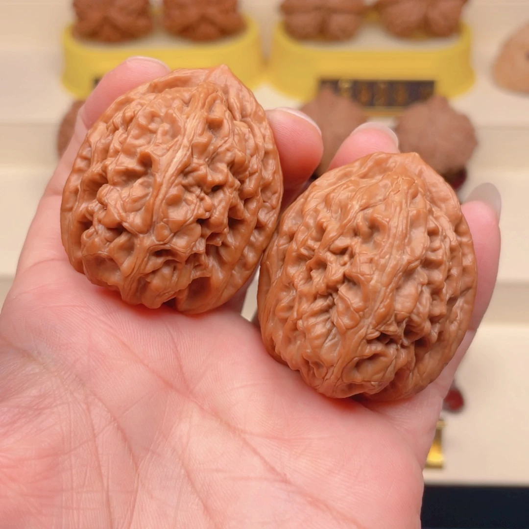 文玩核桃把件红锦鲤41