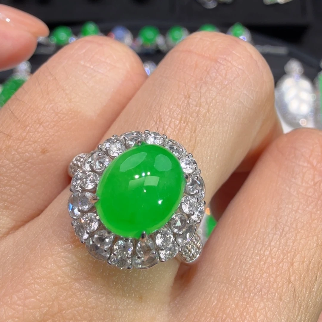 翡翠18K金镶嵌戒指收到货48小时鉴赏期