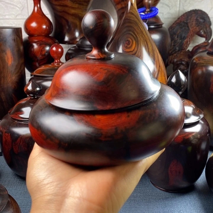 刘***）交趾黄檀（大红酸枝）