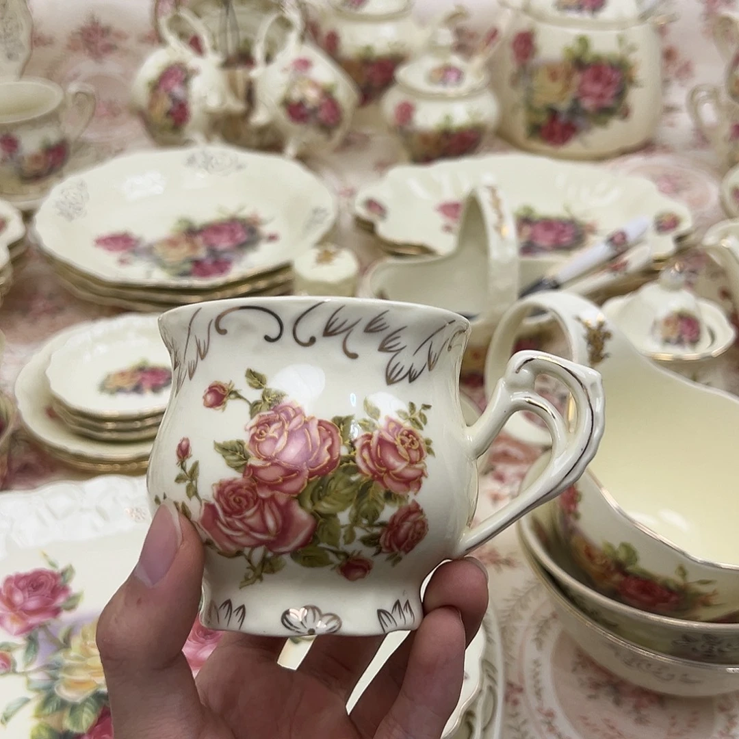 陶瓷两个装陶瓷陶瓷