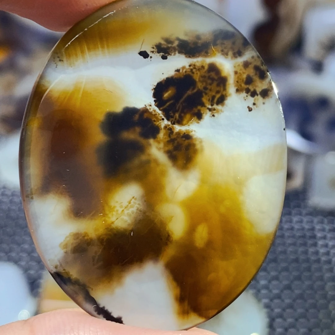 未镶嵌玛瑙/玉髓珠宝奇石