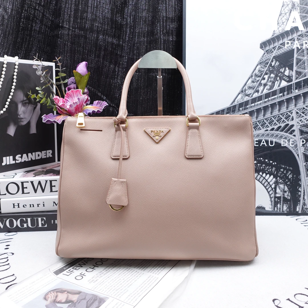 95新 Prada/普拉达 单肩包/T10162536
