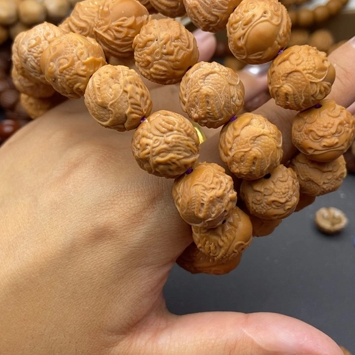 猴头核桃手串15龙蛇蟾漏眼练手