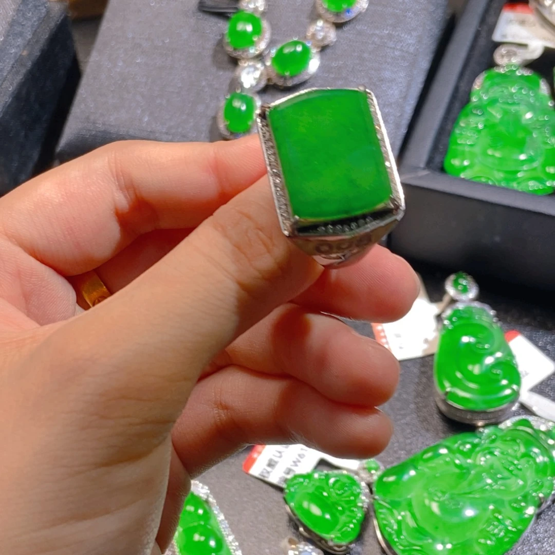 吊坠(不含链)银S925镶嵌翡翠