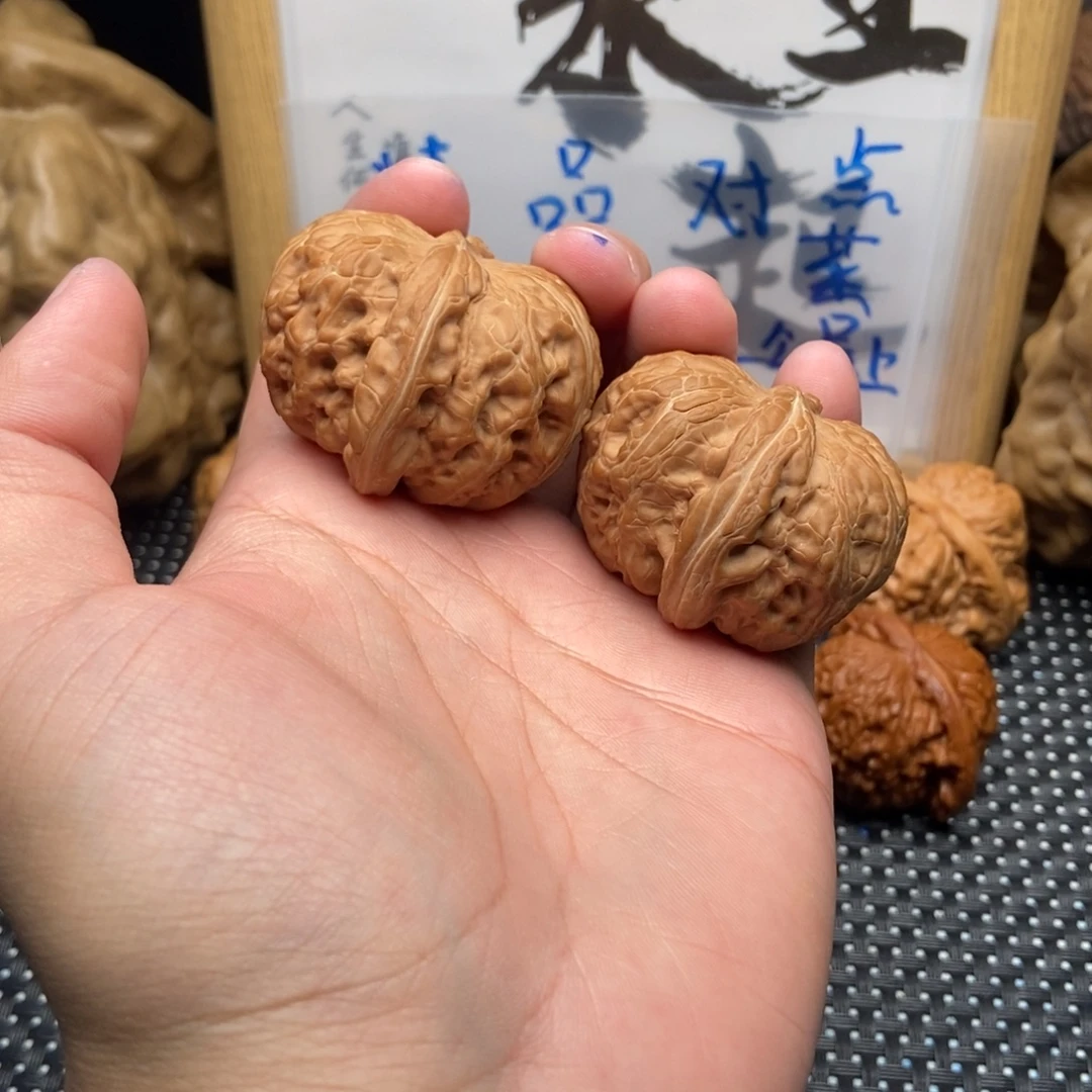 M****吊坠文玩核桃hhhh