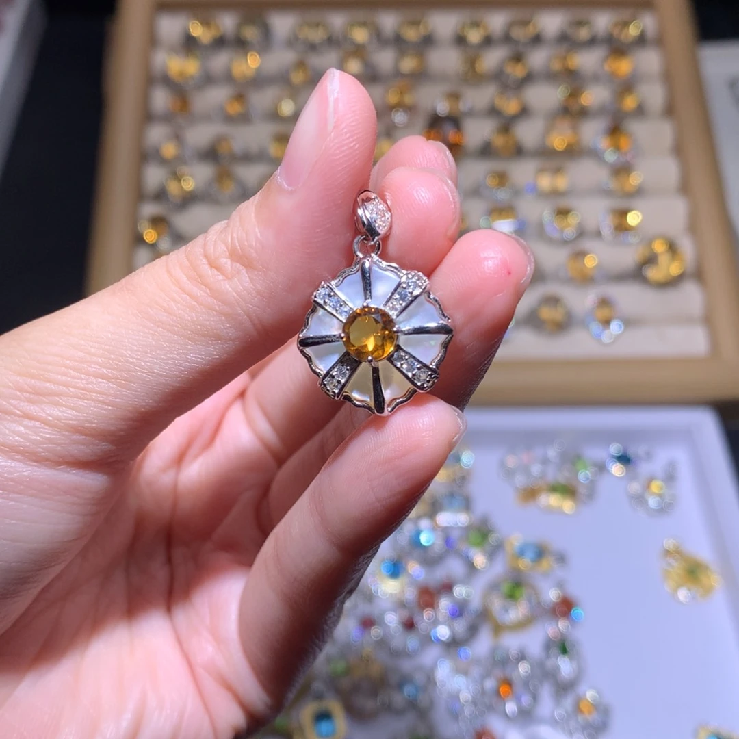 水晶戒指铂Pt950镶嵌吊坠